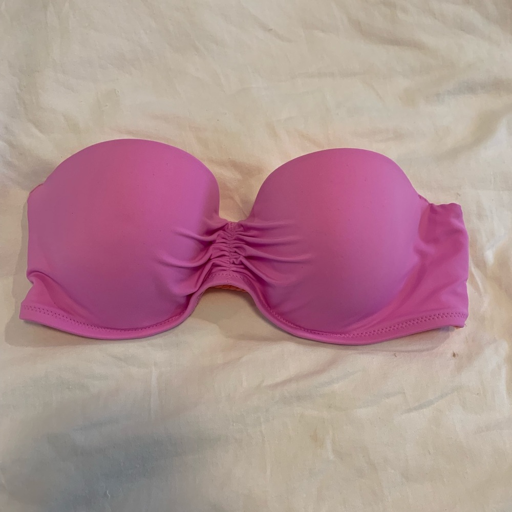 Victoria’s Secret swim
